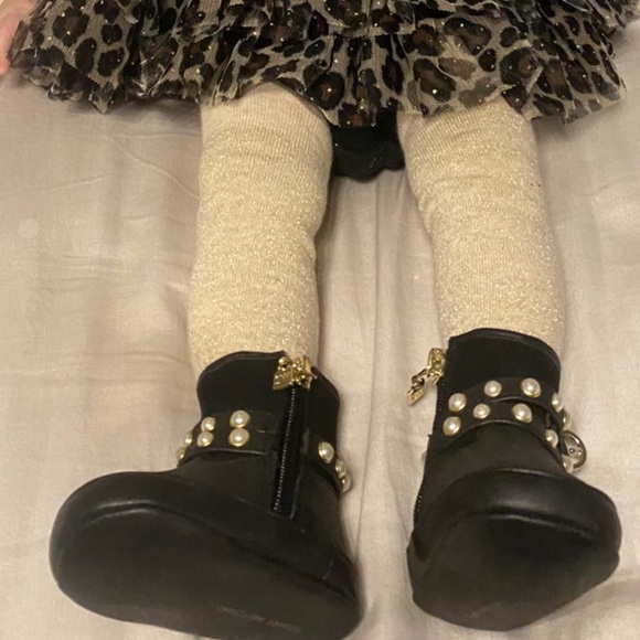 Baby girl animal print outfit with tutu and shoes - Picture 2 of 2